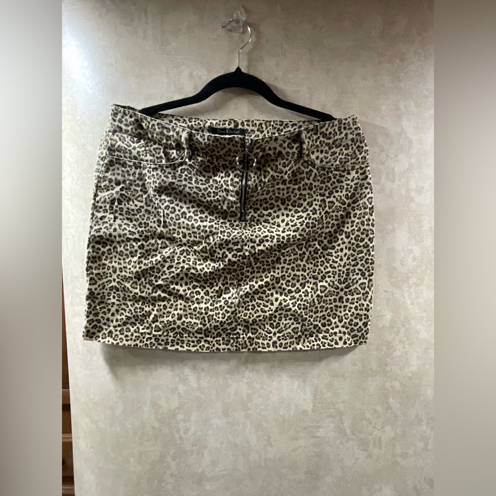 Leopard Print Mini Skirt
